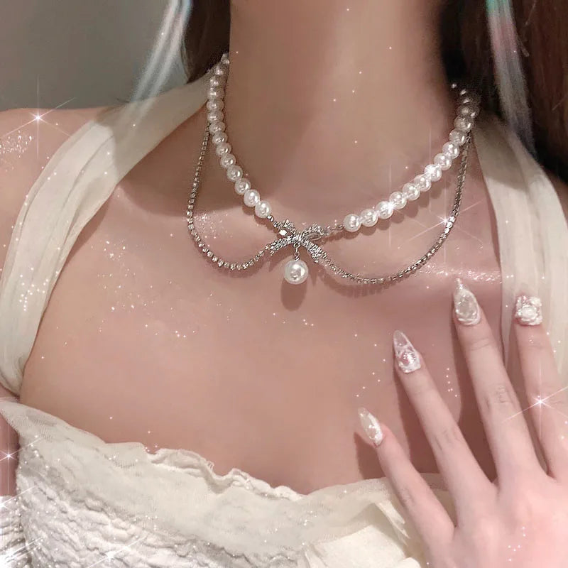 Elegance Royale Pearl Bow Necklace